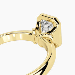 Luna Emerald Bezel Moissanite Ring – 2.6mm Band