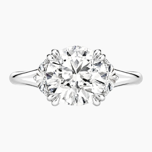 Rosélia 2 Carat Round Three-Stone Moissanite Ring