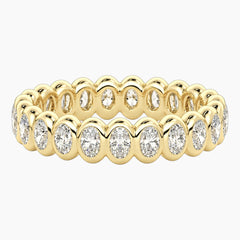 Cévelline Oval Bezel-Set Moissanite Eternity Band