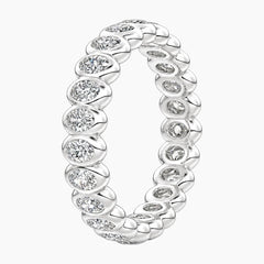 Cévelline Oval Bezel-Set Moissanite Eternity Band