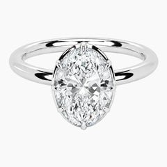 Émbrienne Oval Claw-Set Moissanite Ring