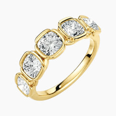 Célavienne Five-Stone Cushion Moissanite Band