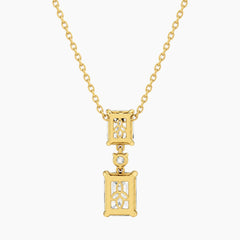 Élarienne Graduated Emerald Three-Stone Moissanite Drop Necklace