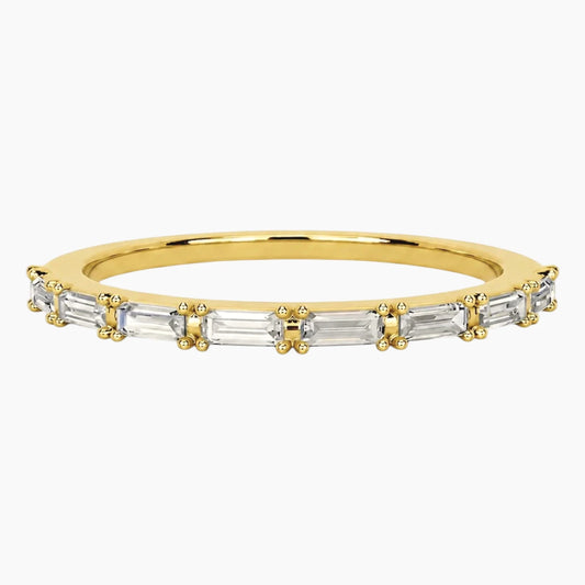 Petit Éclat 0.3ct Emerald Cut Moissanite Half Eternity Ring