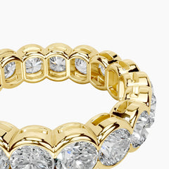 Luminous 3.5mm Moissanite Scalloped Eternity Band