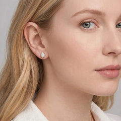 Fleuréa Oval Moissanite Stud Earrings