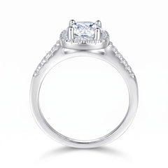 Four-prong Round Cut Moissanite Ring Set