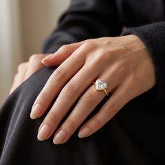Émbrienne 3 Carat Heart Claw-Set Moissanite Ring