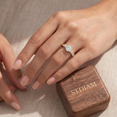 Élarisse Round Nine-Stone Moissanite Engagement Ring