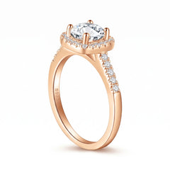 Four-prong Round Cut Moissanite Ring Set