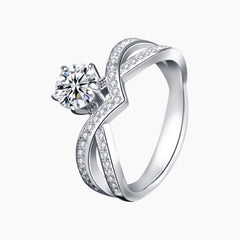 Crown-shaped Moissanite Ring