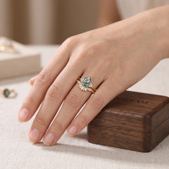 Floravelle Pear Moss Agate Botanical Bridal Ring Set