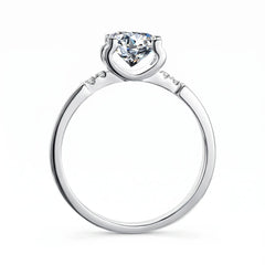 Four-prong Round Cut Moissanite Ring