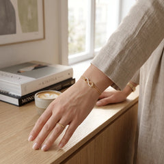 Unlimited Good Luck Moissanite Bracelet