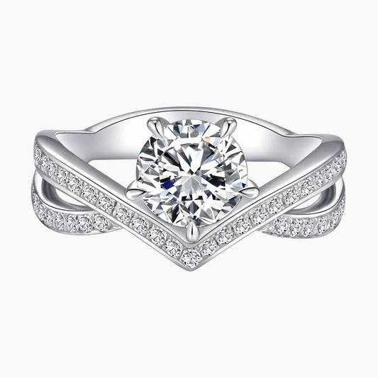 Crown-shaped Moissanite Ring