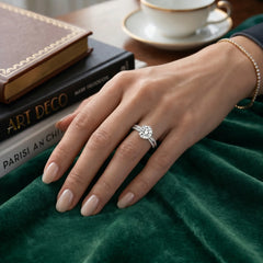 Luxurious Six-prong Moissanite Ring