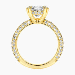 Luxurious Oval Cut Moissanite Ring