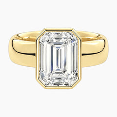 Avrelle 2 Carat Emerald Chunky Bezel Moissanite Ring