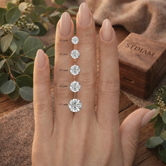 La Promesse du Bouton  Floral Moissanite Engagement Ring