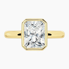 Luna Radiant Bezel Moissanite Ring – 2.6mm Band