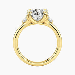 Rosélia 2 Carat Round Three-Stone Moissanite Ring