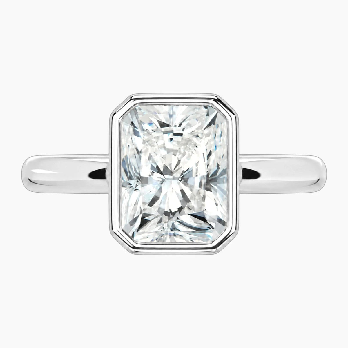 Luna Radiant Bezel Moissanite Ring – 2.6mm Band