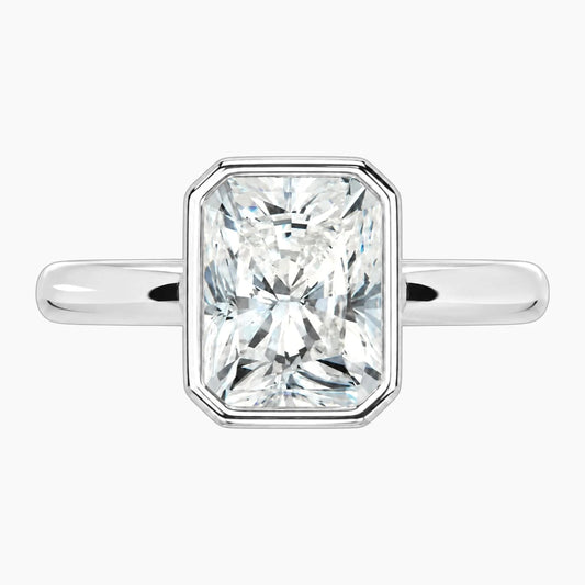 Luna Radiant Bezel Moissanite Ring – 2.6mm Band