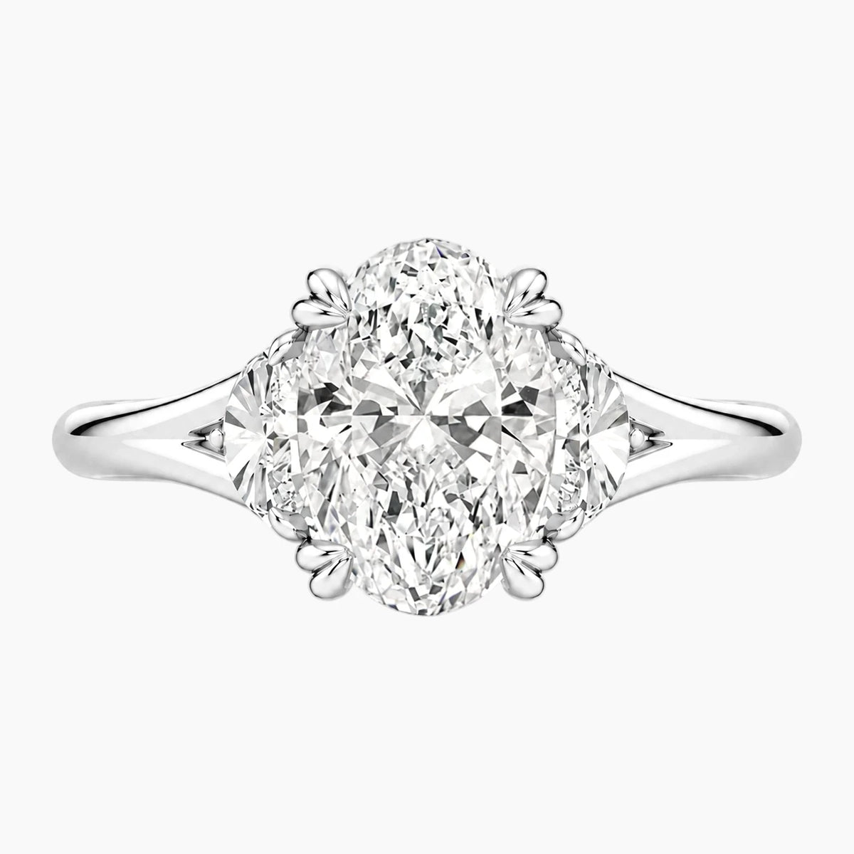 Rosélia 2 Carat Oval Three-Stone Moissanite Ring