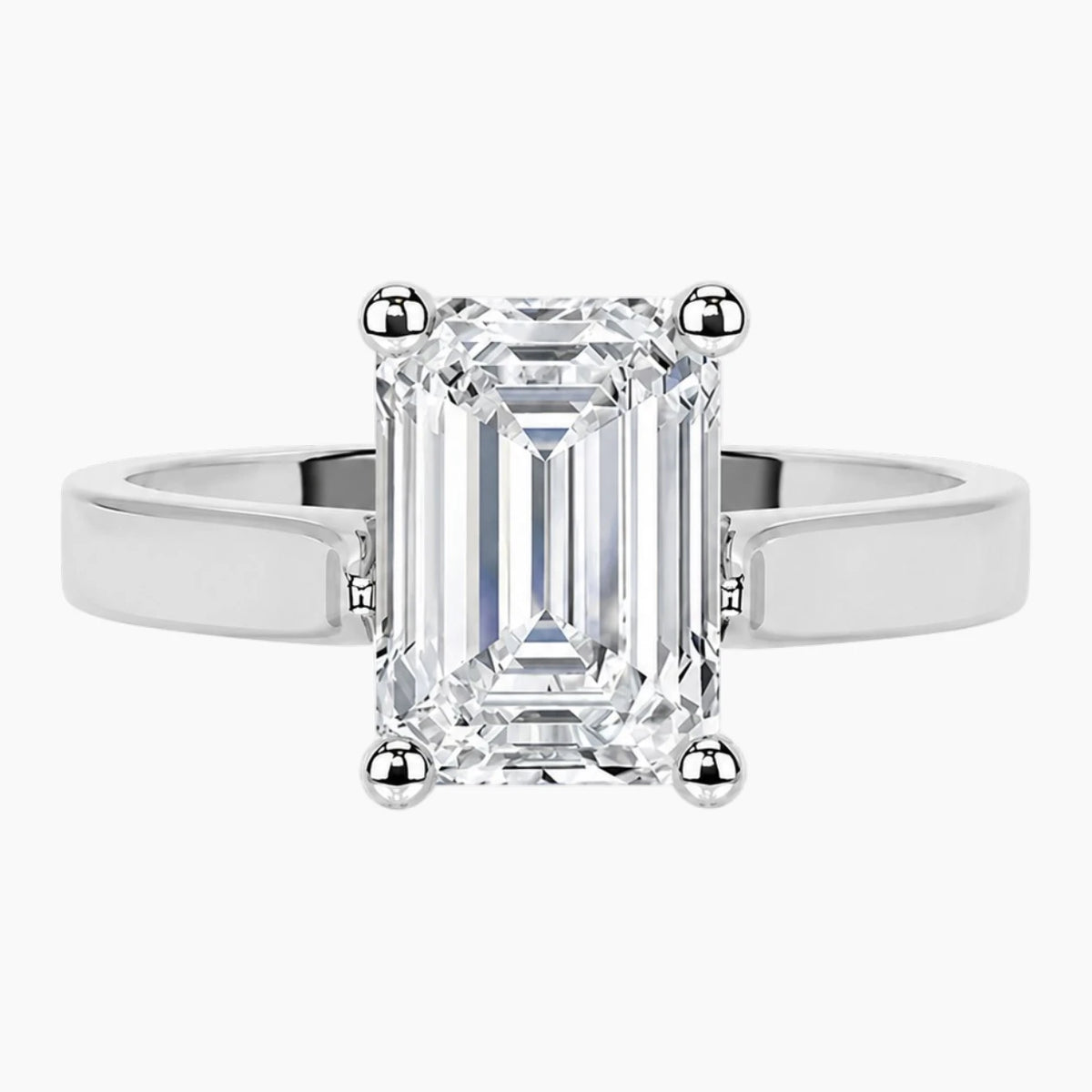 Éclat Lumière Emerald Cut Moissanite Ring
