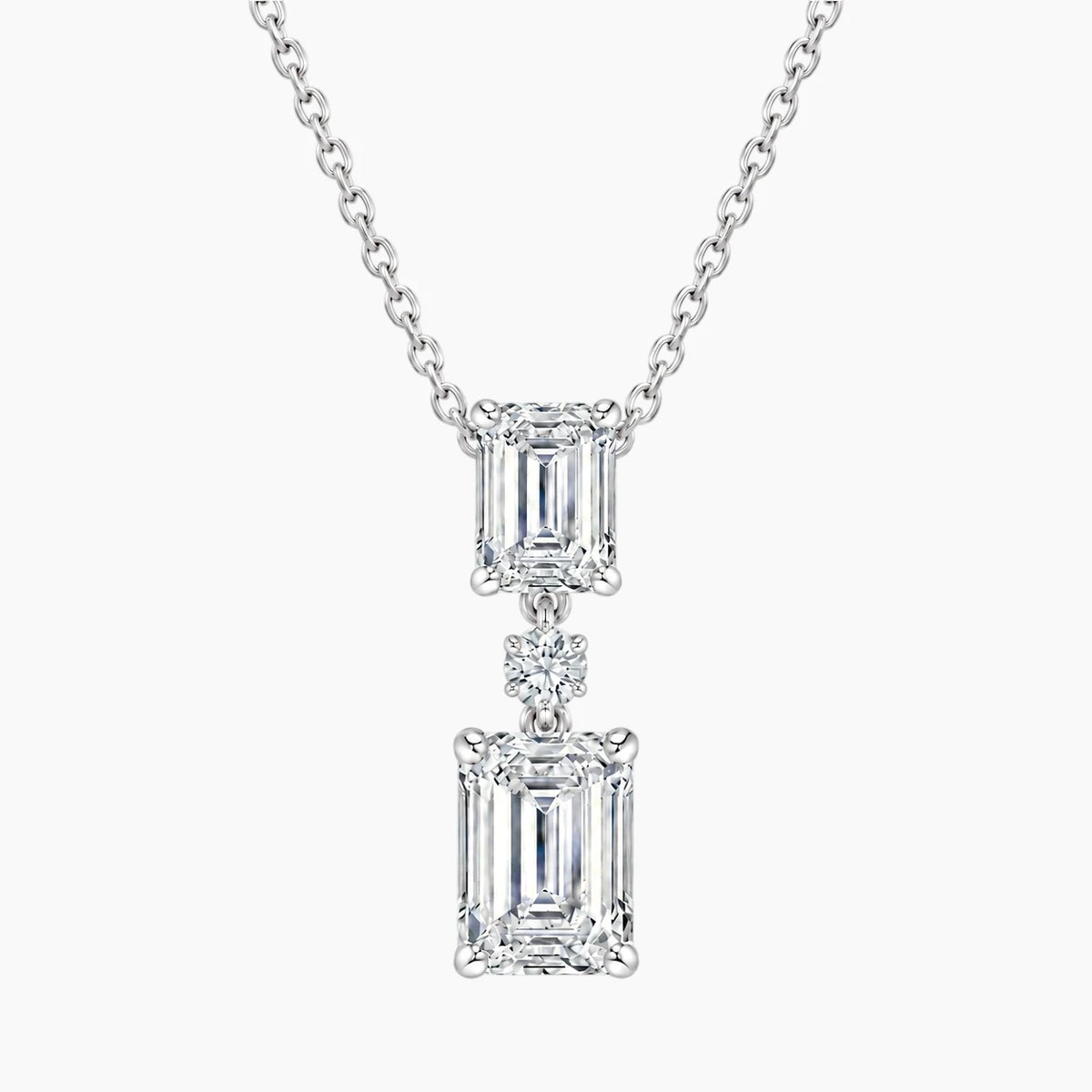 Élarienne Graduated Emerald Three-Stone Moissanite Drop Necklace
