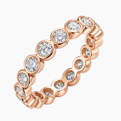 Luxurious Round Moissanite Ring