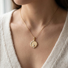 Aurelia Geometric Round Cut Moissanite Pendant Necklace
