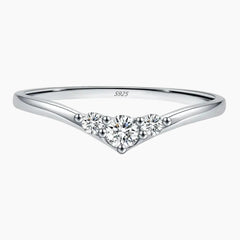 Arrow-shaped Stacked Moissanite Rings