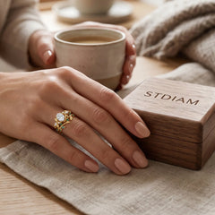 Céverine Oval Moissanite Enchanted Vine Ring Set