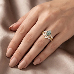 Mossavelle Pear Moss Agate Nature-Inspired Bridal Ring Set