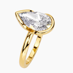 Gourd-shaped Pear Moissanite Ring