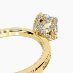 La Promesse du Bouton  Floral Moissanite Engagement Ring