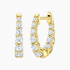 Orélia Graduated Round Moissanite Hoop Earrings